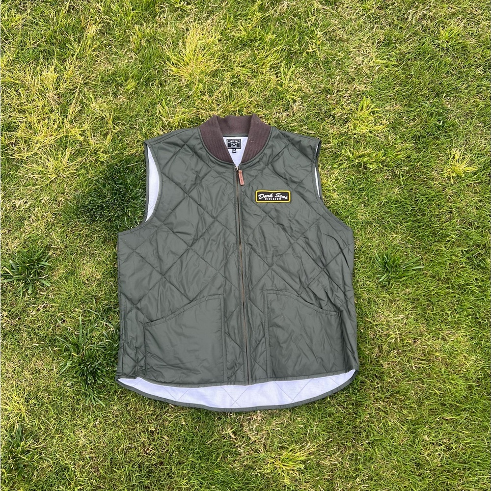 Dark seas vest
